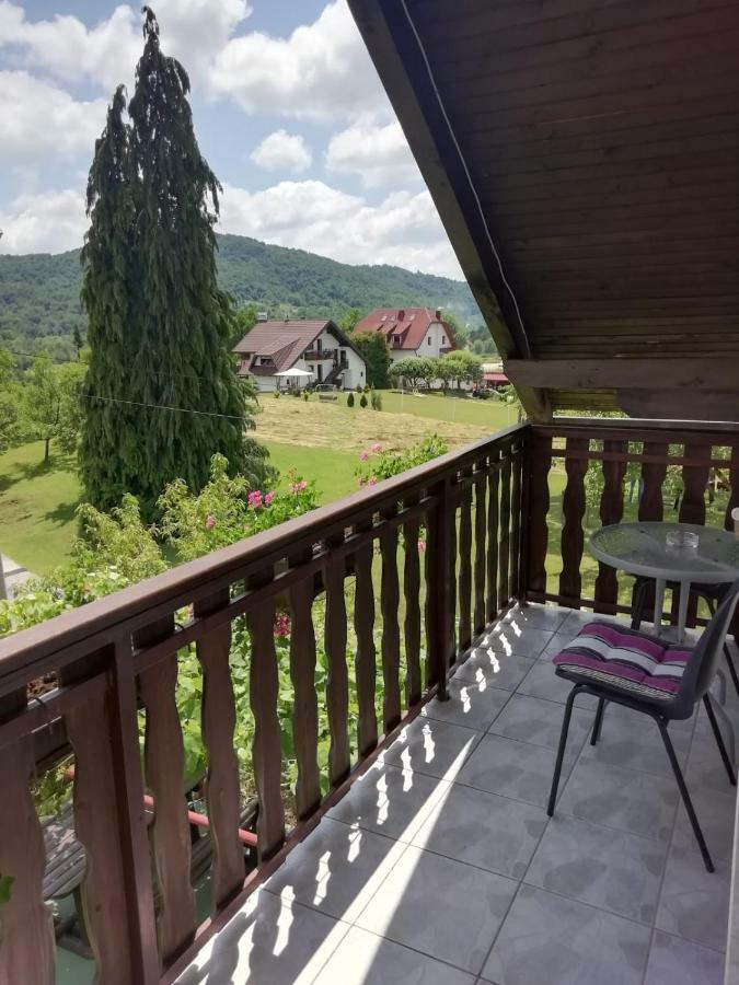 Hotel House Viktoria Selište Drežničko Exterior foto